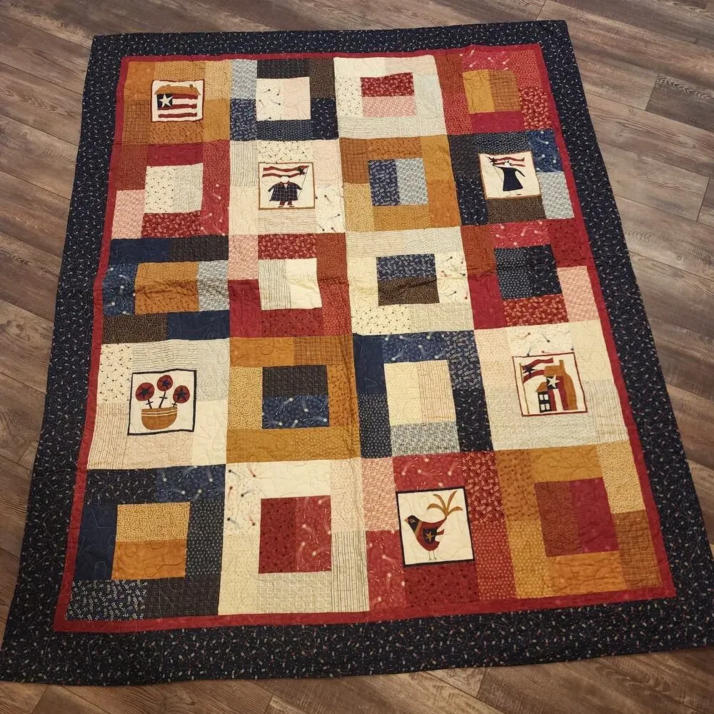 Americana Country Themed Machine / Handmade Quilt Chicken Roosters 78